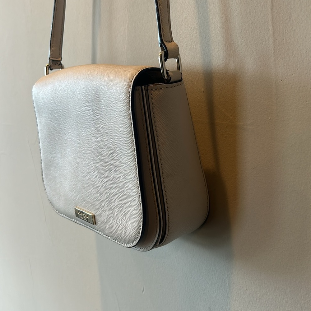 KATE SPADE cream purse - Picture 3 of 5